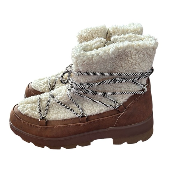 Steve Madden | Women’s Brown/Cream Faux Sherpa Zip/Lace Up Brenna Ankle Boot 9.5 - Picture 2 of 14
